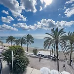 Palm 2f A Stylish Seaside With Parking Appartamento