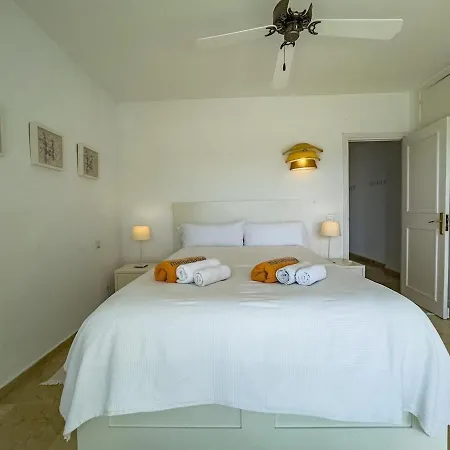 Palm 2f A Stylish Seaside Apartment Marbella