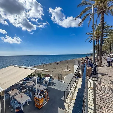 Palm 2f A Stylish Seaside Apartment *