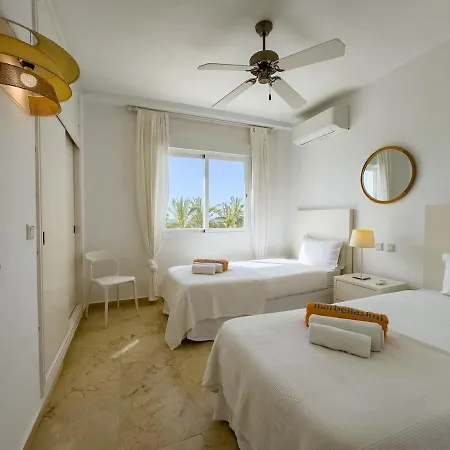 Palm 2f A Stylish Seaside Apartment Marbella