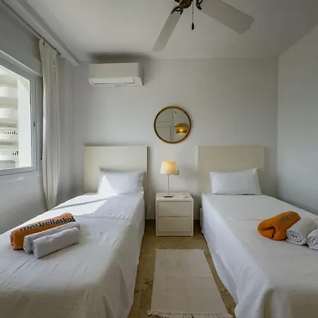 Palm 2f A Stylish Seaside With Parking ماربيا