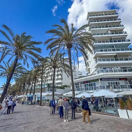Palm 2f A Stylish Seaside With Parking ماربيا